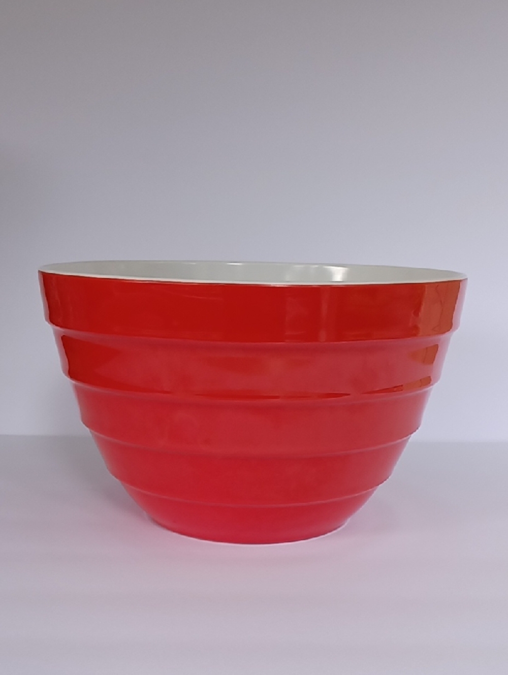Crate&Barrel Parker Discontinued Red Ribbed Behive Mixing Bowl Large